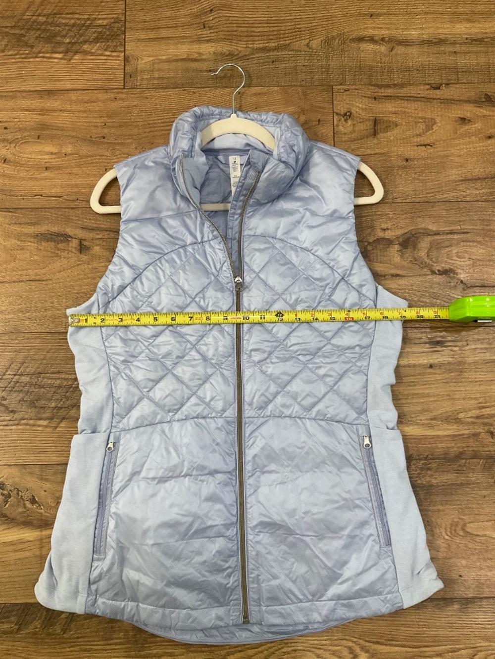 Lululemon Down For A Run Vest *Goose Down Quilted Cool Breeze 12 - Picture 8 of 9